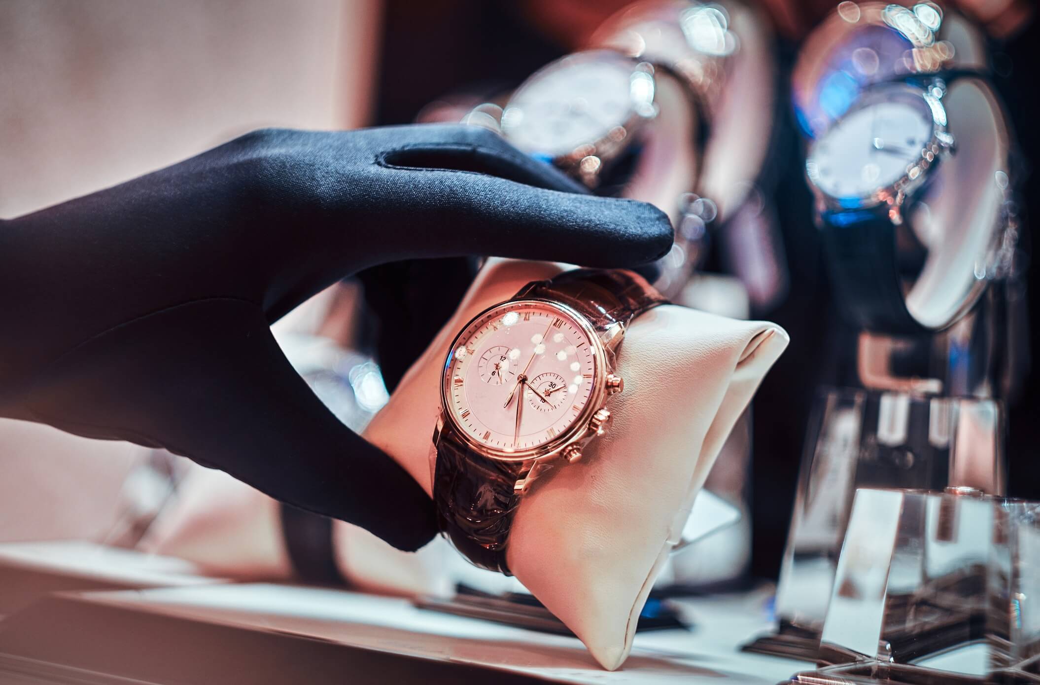 From classic to contemporary: exploring luxury watch styles